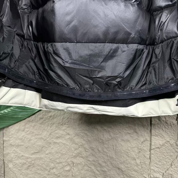 Arc'teryx Technical 3-in-1 Jacket | Gore-Tex Shell & Detachable Down Liner - Picture 11 of 13